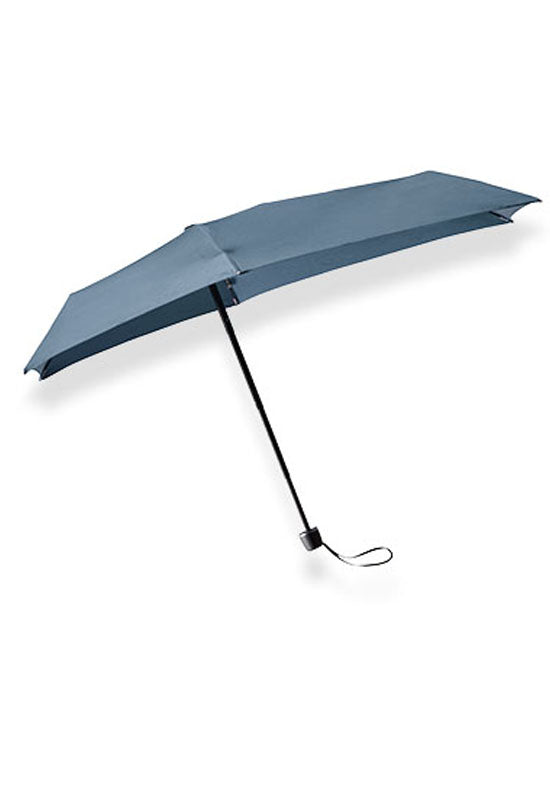 SENZ° MICRO FOLDABLE STORM UMBRELLA ELEMENTAL BLUE